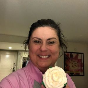 Meet your Posher, Tina